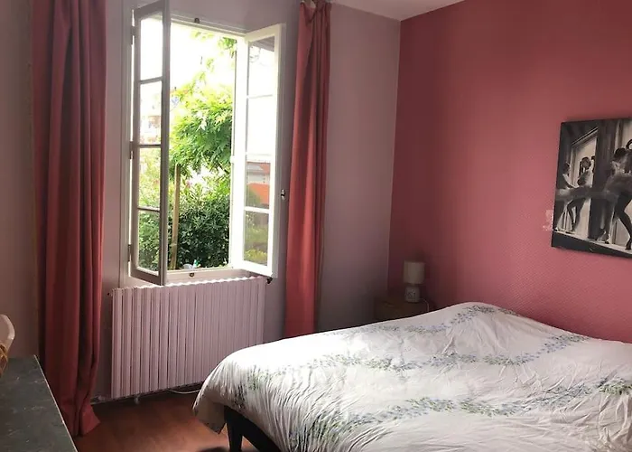 Maison A Avec Piscine Hors-sol 펜션