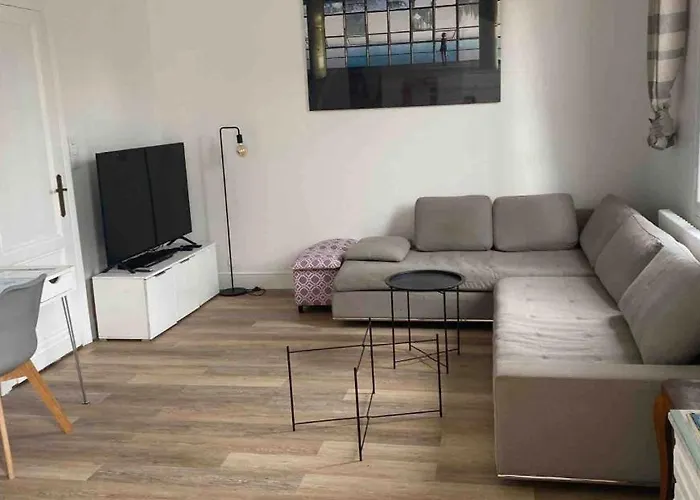 Maison A Avec Piscine Hors-sol *