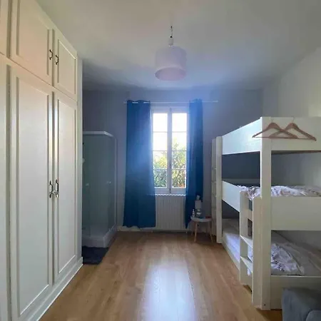 Maison A Avec Piscine Hors-sol