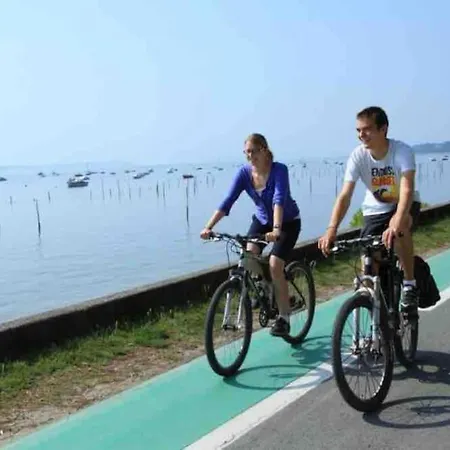 Maison A Avec Piscine Hors-sol Tatil Evi