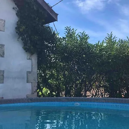 Maison A Avec Piscine Hors-sol Holiday home *