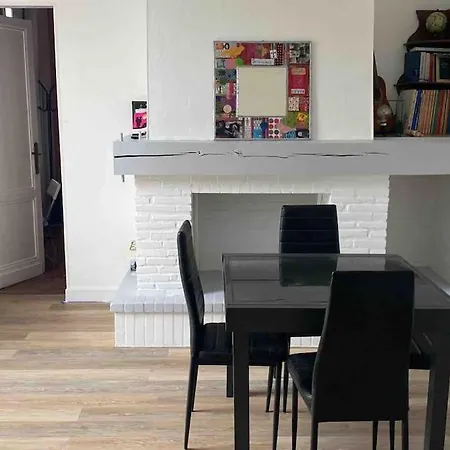 Maison A Avec Piscine Hors-sol Holiday home