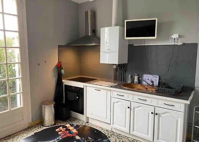 Maison A Avec Piscine Hors-sol Сasa de vacaciones *